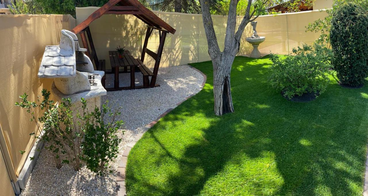 Villa Relax Apartman Gárdony Extérieur photo